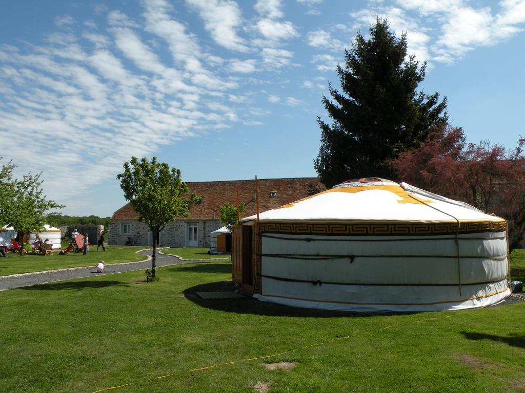 Yourte Nomade-Lodge Les Écrennes Kültér fotó